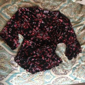 Black Younique flowy floral top